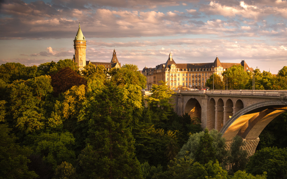 Stadt Luxemburg beim Sonnenuntergang